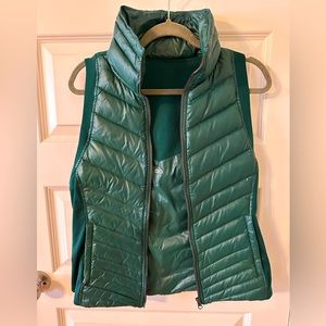 Alo Yoga Jade Green Vest